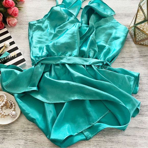 Vintage Victoria's Secret teal satin ruffle cinched waist bodysuit size medium - Picture 10 of 16